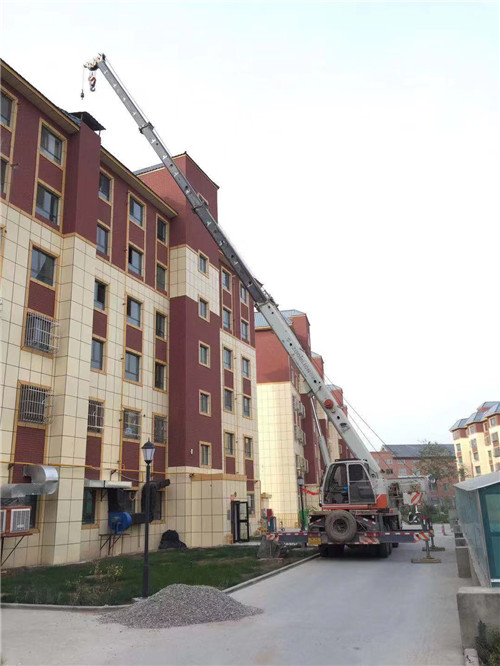 青田县跨街广告牌的高空安装注意事项